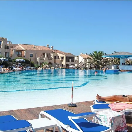10 Deluxe Holiday home Punta de su Torrione